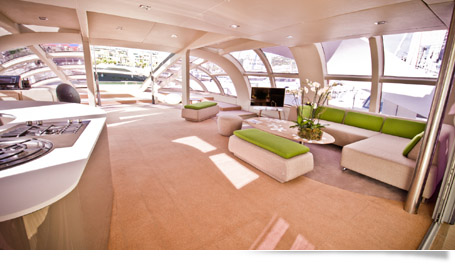 Oxyg�ne Yacht Construction : chantier naval sp�cialis� dans le design et la construction de catamarans de luxe